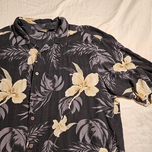 AXIST Men's 2XL 100%‎ Silk Hawaiian Shirt Black Cream Floral Tropical Aloha Camp